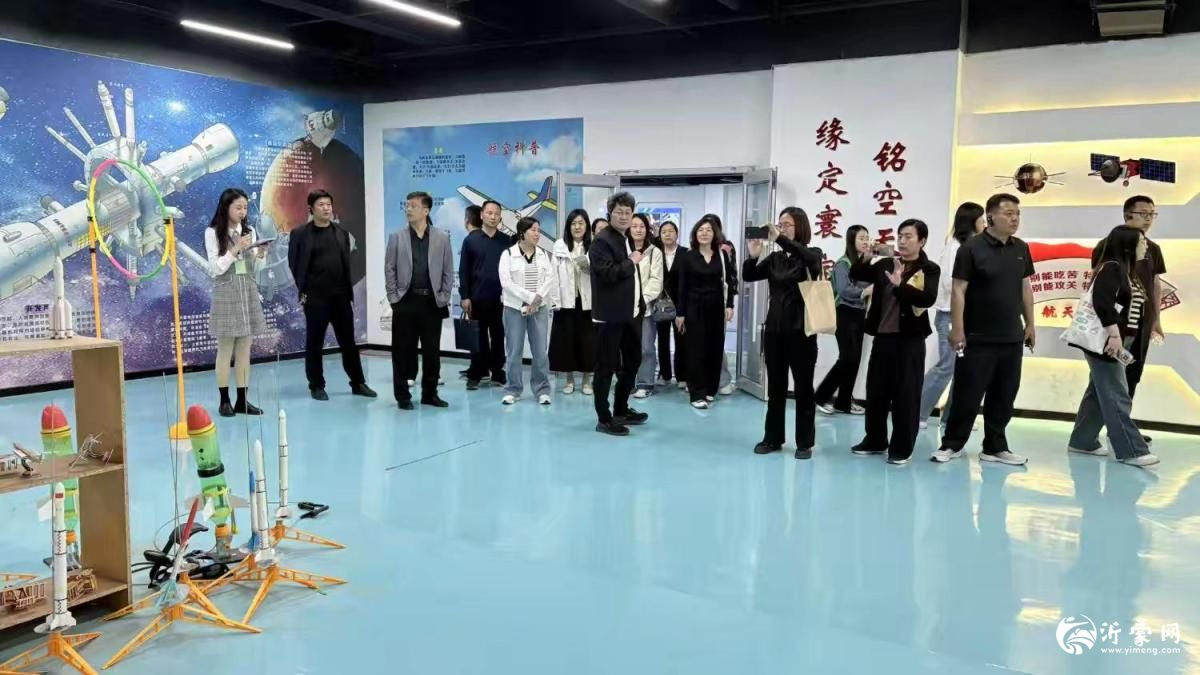 暖春迎远客 共话教育情 ——河北省沙河市第三中学参观团到临沂青河实验学校参观交流