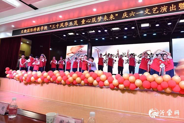 大合唱《你的太阳》.jpg