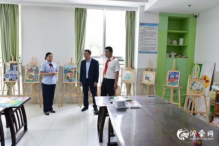 参观画室.jpg