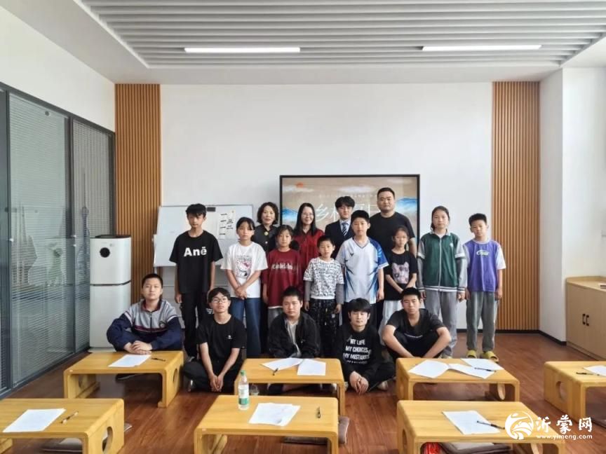 兰山区作协开展新时代文明实践文艺志愿服务活动 ——走进兰山区未成年人救助保护中心