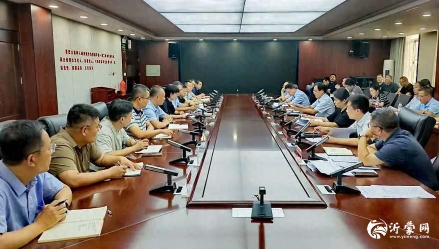 姚运明教师节前开展走访慰问调研活动