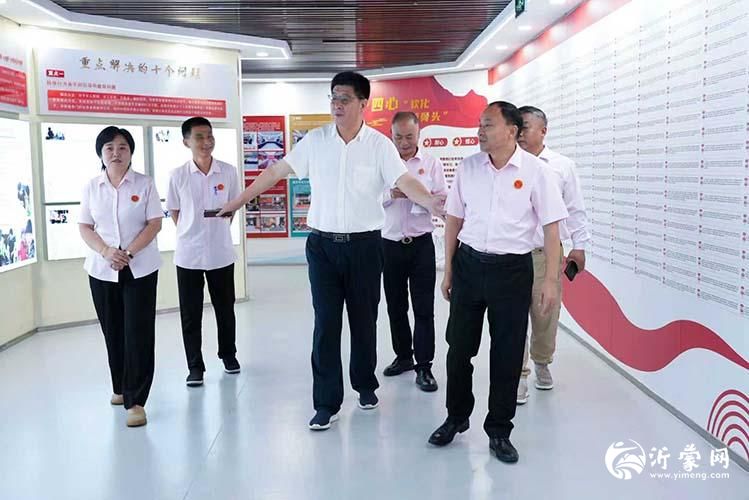 河南省焦作市和山东省潍坊市服务团骨干来市团参观交流孤困儿童帮扶工作